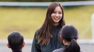 投げるだけが練習ではない　女子左腕が意識するキャッチボールの“基本”