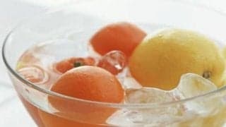 コラーゲンの生成に欠かせない【ビタミンC】