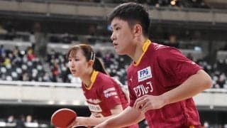 張本智和・早田ひなの世界卓球銀ペア 初戦は大学生ペアにフルゲームの辛勝【全日本卓球】