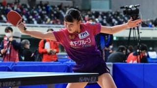 張本美和、”五輪代表妹対決”勝利で8強入り＜全日本卓球2022ジュニア女子単5回戦＞
