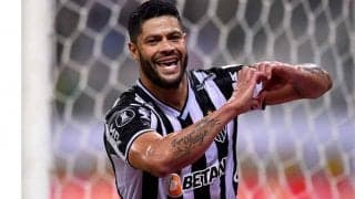 前妻の姪であるフッキの妻がマタニティフォトを公開、キスショットも惜しげなく披露