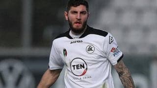 ケルン、吉田のライバルDFシャボットを1年半のレンタルで獲得