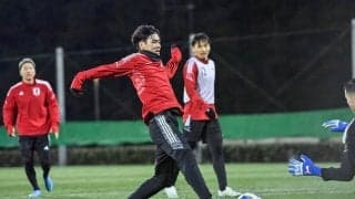 柴崎岳、山根視来らがスタメン奪取へサッカー日本代表「志願の居残り練習」！ 川島永嗣を相手に強烈ミドル！