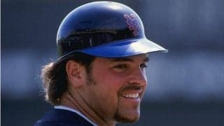 史上最低か最高か…　超絶インパクトの“惑星系ユニホーム”をMLBが再注目