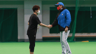 武井壮さん、新庄監督期待の快足外野手に“個別レッスン”「ビッグボスの采配次第」