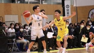 河村勇輝と小川麻斗、国内最高峰の舞台で実現した初のマッチアップ