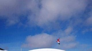 ロシア、大規模な“漢字アート”で五輪代表応援　雪上に描いた「一起向未来」が芸術的