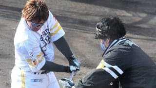 鷹・藤本監督も「構え似てきた」　甲斐拓也の“城島そっくり”フォームの真意とは？