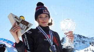 話題のモデル中国人スキーヤーにボランティアがサイン攻め　海外反響「超可愛いね」