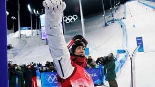 日本メダル1号・堀島行真の表彰式で思わぬ注目　授与された“パンダ”が「強烈だ」