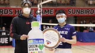 春高王者・日本航空高がラストゲーム V1男子サントリーが試合前にエキシビションマッチを開催