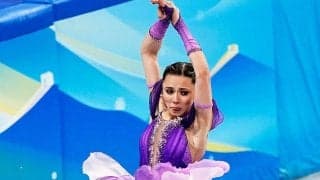 ワリエワはなぜ全ジャンプで両手を上げる？　「難しい」という先入観を壊した効果とは