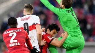 GKと衝突の長谷部誠、肋骨の骨折は回避か？ チームは数週間の離脱と発表