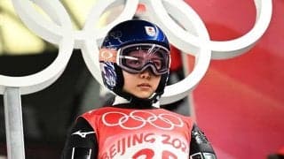 高梨沙羅、スーツ規定違反で失格　ジャンプ混合団体で1回目に大ジャンプも…