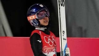 高梨沙羅、涙の失格後に飛んだ2本目に前ドイツ監督は憤り「これは本当に気の毒だ」