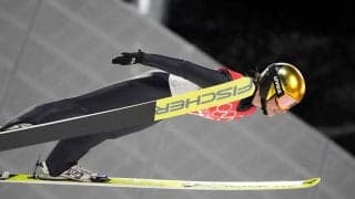 5人失格ジャンプ混合　国際スキー連盟「正式抗議なし」と米報道「スーツは大きすぎた」