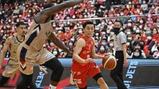 第4Qの接戦を制した千葉ジェッツ、琉球ゴールデンキングスを退け天皇杯決勝へ