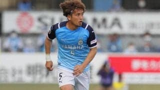 「この手はファウルですね」球際での激しい1枚に磐田DF小川大貴がジョーク飛ばす、ファンも同意しプロレス写真と比較するものも