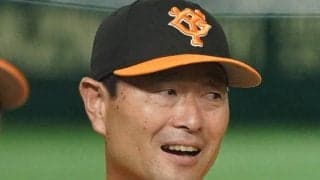 巨人桑田コーチの返球が「また美しい」　ローテ入り目指す高卒4年右腕へ込めた「念」