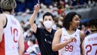 日本を見事な逆転勝利に導いた恩塚HC「選手たちがポジティブにゲームと向き合った」