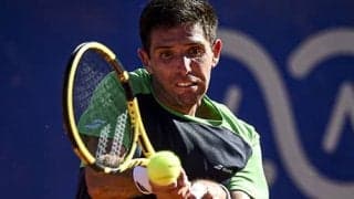 フォニーニ撃破 4年ぶり4強へ