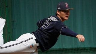 オリ山本の「太もも筋肉浮き出ててヤバイ」　剛速球を生むボディと美フォーム