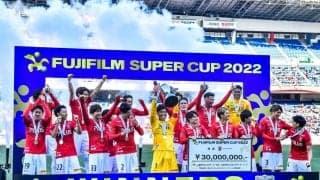 スーパーカップ「川崎-浦和戦」でベガッ太が仙台銘菓「萩の月」を配った相手