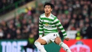 セルティック・旗手怜央｢アメフトボールの扱い｣も上手い!!｢NFLスーパーボウル｣にちなんで挑戦した｢リフティングチャレンジ｣の「気になる回数」！