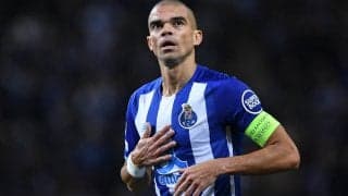 「38歳だけど落ち着かない」ポルトガルのライバル対決で4人退場の大混乱、中心にいたのはポルトガル代表DFぺぺ「誰かを殺しそうだった」