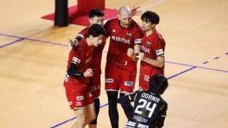 Vリーグの試合結果一覧と順位（V1男女・2月13日）