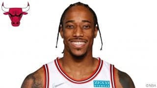 すごすぎないか!?　デマー・デローザン（シカゴ・ブルズ） - チェンバレン越え、ジョーダンに並ぶ快記録達成