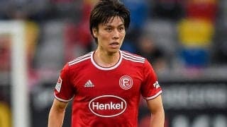 「めちゃめちゃセクシー」デュッセルドルフのSNSで田中碧の“美腹筋”が露わに「ばりかっこいい」