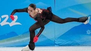 15歳ワリエワ、まさかの4位　転倒相次ぎシニア初黒星、坂本花織が銅、シェルバコワ金