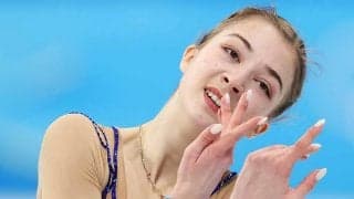 「夜空のような衣装」「素敵」　女子フィギュア前半に登場した18歳の装いにネット好感