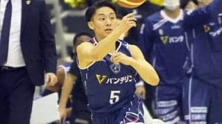 河村勇輝、３度目のＢリーグ挑戦でプレースタイルに変化。アシスト倍増、3Pが減った理由を聞いてみた