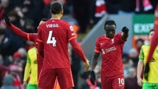 アクロバットな超スーパーゴール!!｢驚異の身体能力｣サディオ・マネの｢バイシクルシュート｣炸裂!!日本代表・南野拓実が途中出場の試合で決まったリバプールエースの｢同点弾｣