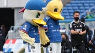 「可愛すぎる」横浜FMに援軍！ マリノスケの妹、「マリン」が開幕戦でお披露目で話題に