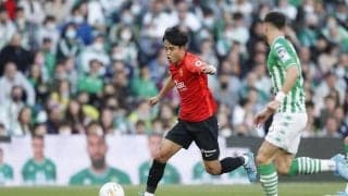 サッカー日本代表・久保建英「ハーフタイムにイ・ガンインと交代」が示す意味【久保建英に感じる一抹の不安】(2)