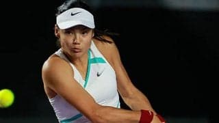 ラドゥカヌ 初戦で途中棄権