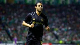 元アーセナルのベラ、ヨーロッパ復帰を検討か