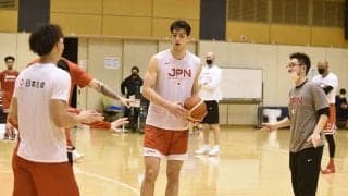 若くして日本のインサイドを支えるシェーファーアヴィ幸樹「リバウンドがすごく大事」