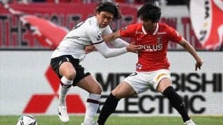 浦和・松崎快「J1初スタメン初ゴール」も｢笑っちゃいました｣!!起きた｢珍事｣とにじむ｢悔しさ｣【浦和レッズ・松崎快とヴィッセル神戸・武藤嘉紀の「天国と地獄」】(1)