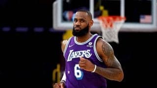 レブロンの代理人がチームとの関係悪化報道を否定「彼とレイカーズに問題はない」