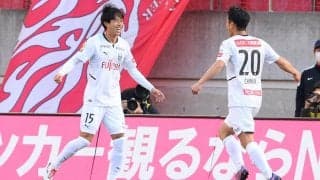 鹿島のミスを見逃さなかった川崎F、初先発のルーキー・佐々木旭のゴールなどで勝利【明治安田J1第2節】
