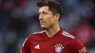 「何も起きていないふりはできない」レヴァンドフスキ、ウクライナカラーの腕章着用