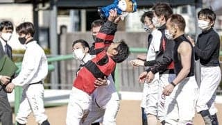 田中勝春騎手がJRA通算1800勝、現役5人目「2000勝には届きそうにないですが…」