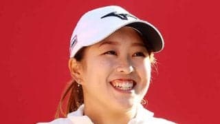 師匠ジャンボから送られた素振り棒を持参　20歳西郷真央「初Vはもちろん、複数回Vを」