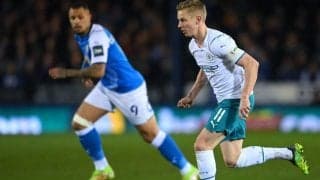 ウクライナ国旗を持って入場、称賛の一方で「ダブルスタンダード」の声