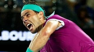 無敗ナダル、サービスで圧倒