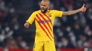 バルサ、D・アウベスとの契約を来季まで延長か